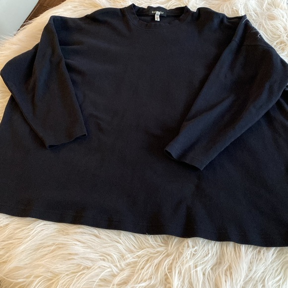 ESKANDAR oversized top - Picture 5 of 12